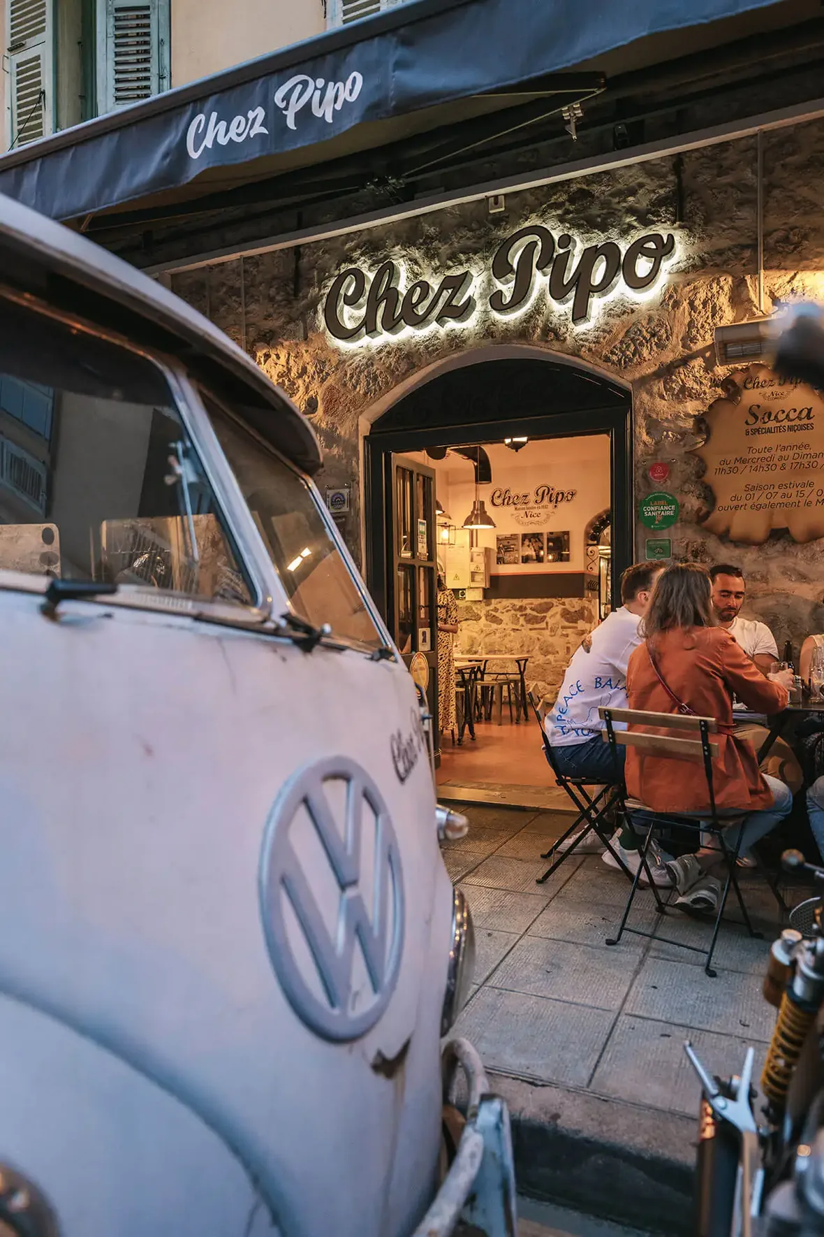 La devanture de Chez Pipo, institution de la socca au port de Nice