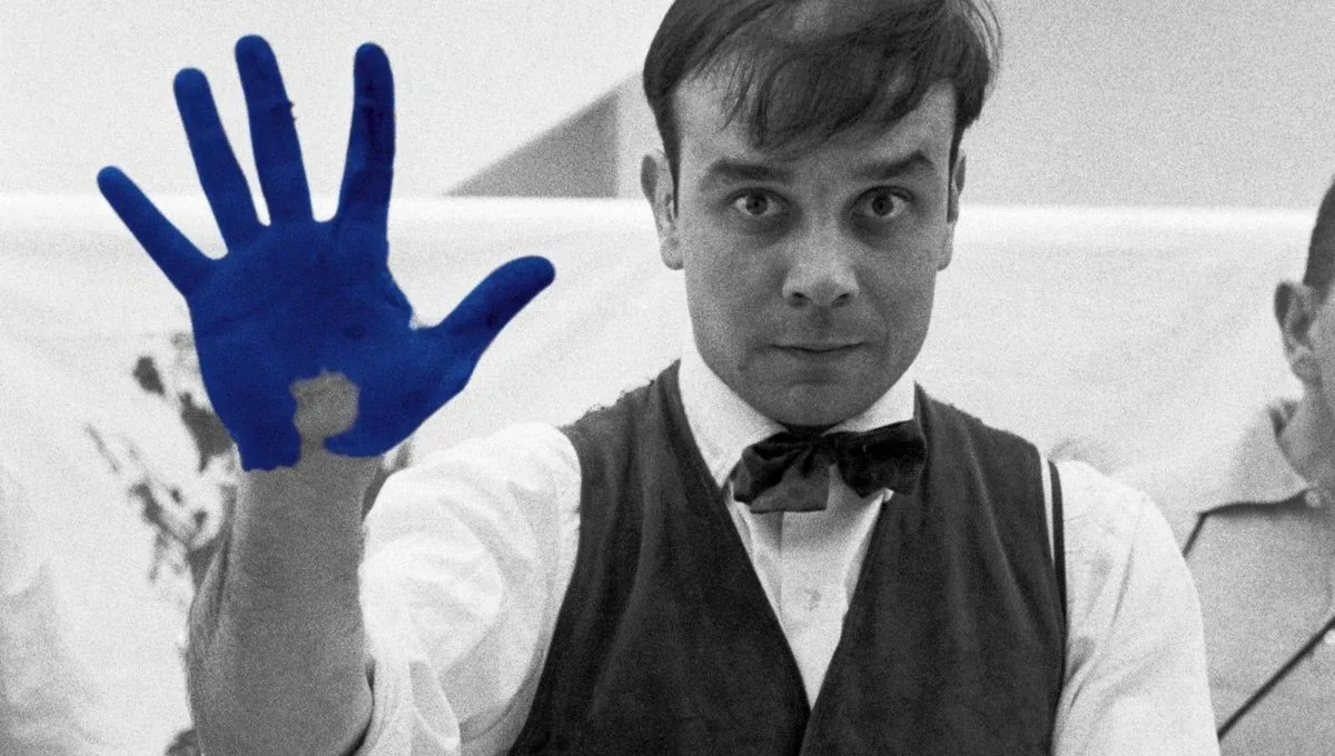 Yves Klein, peintre né à Nice, inventeur du bleu IKB